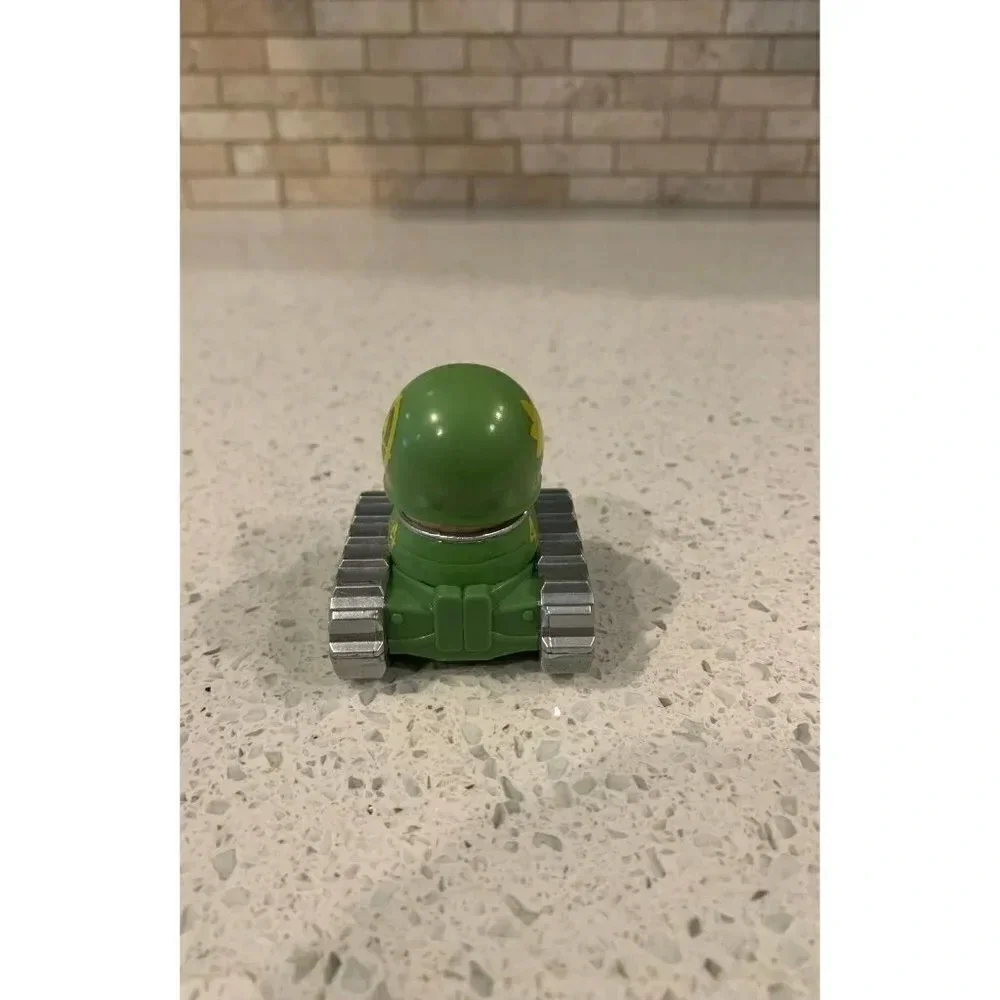 Awesome‎ Little Green Men Figure Lot